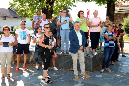 SPREJEM PLESALCEV EVORE 02 FOTO LJUBO VUKELIČ